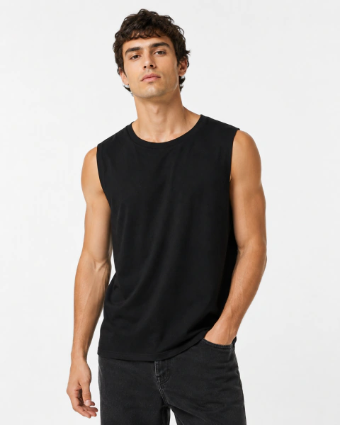 [RY-MUSCULOSANEGRACORT] MUSCULOSA NEGRA CORTE CLÁSICO PEINADO 24.1